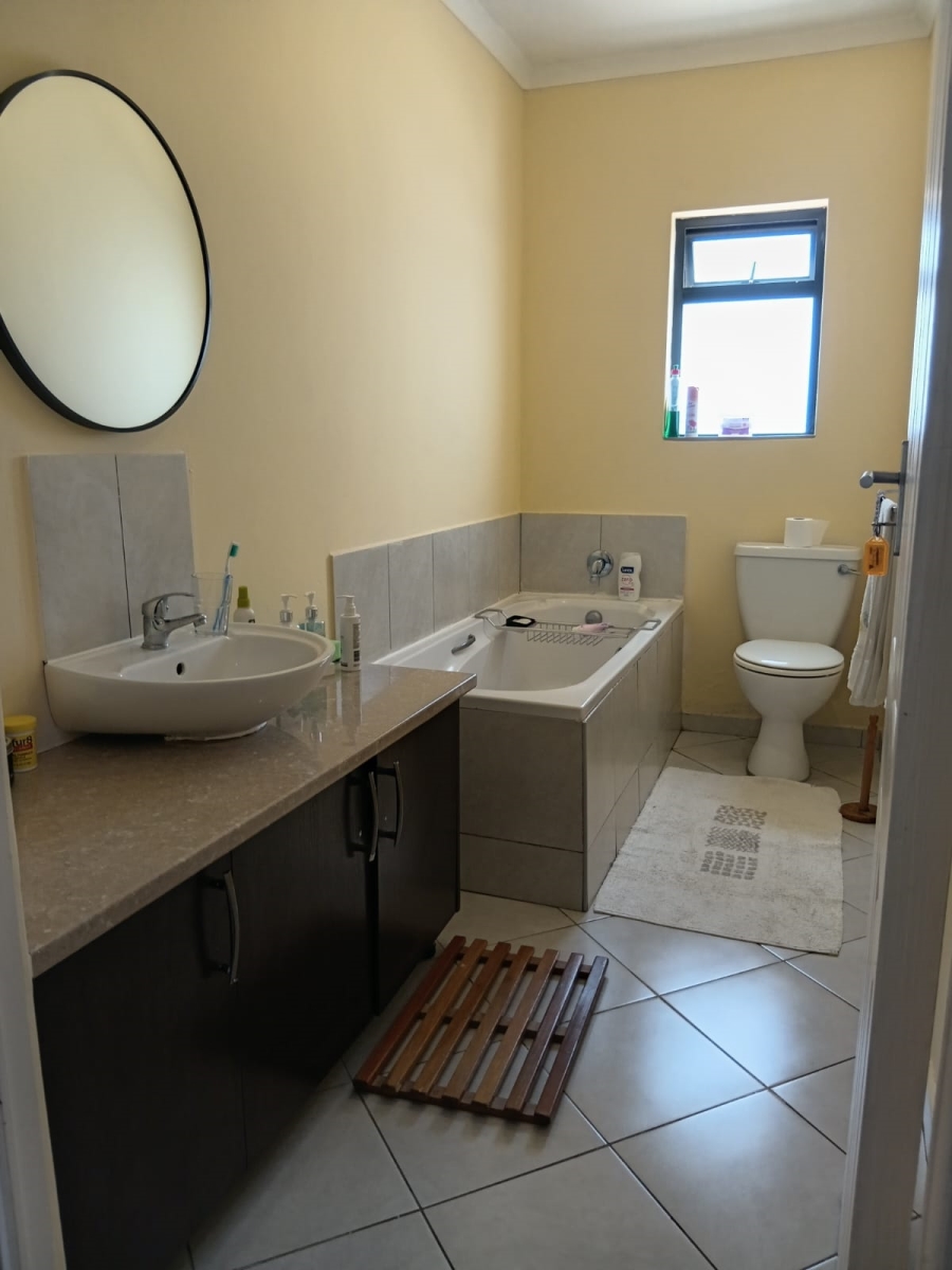 3 Bedroom Property for Sale in Kidds Beach Eastern Cape